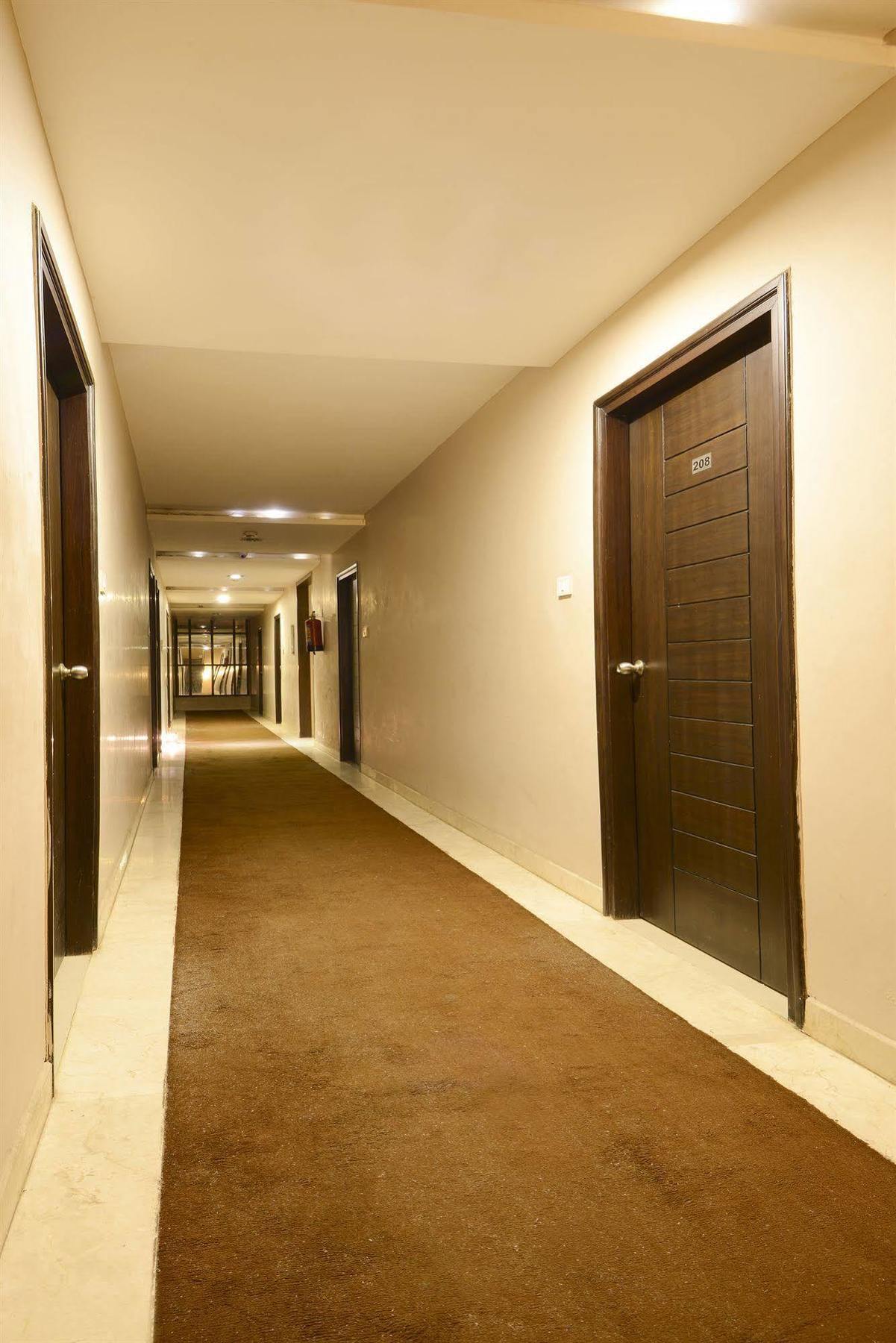 Fabhotel Plus Maniram Palace Agra  Ngoại thất bức ảnh
